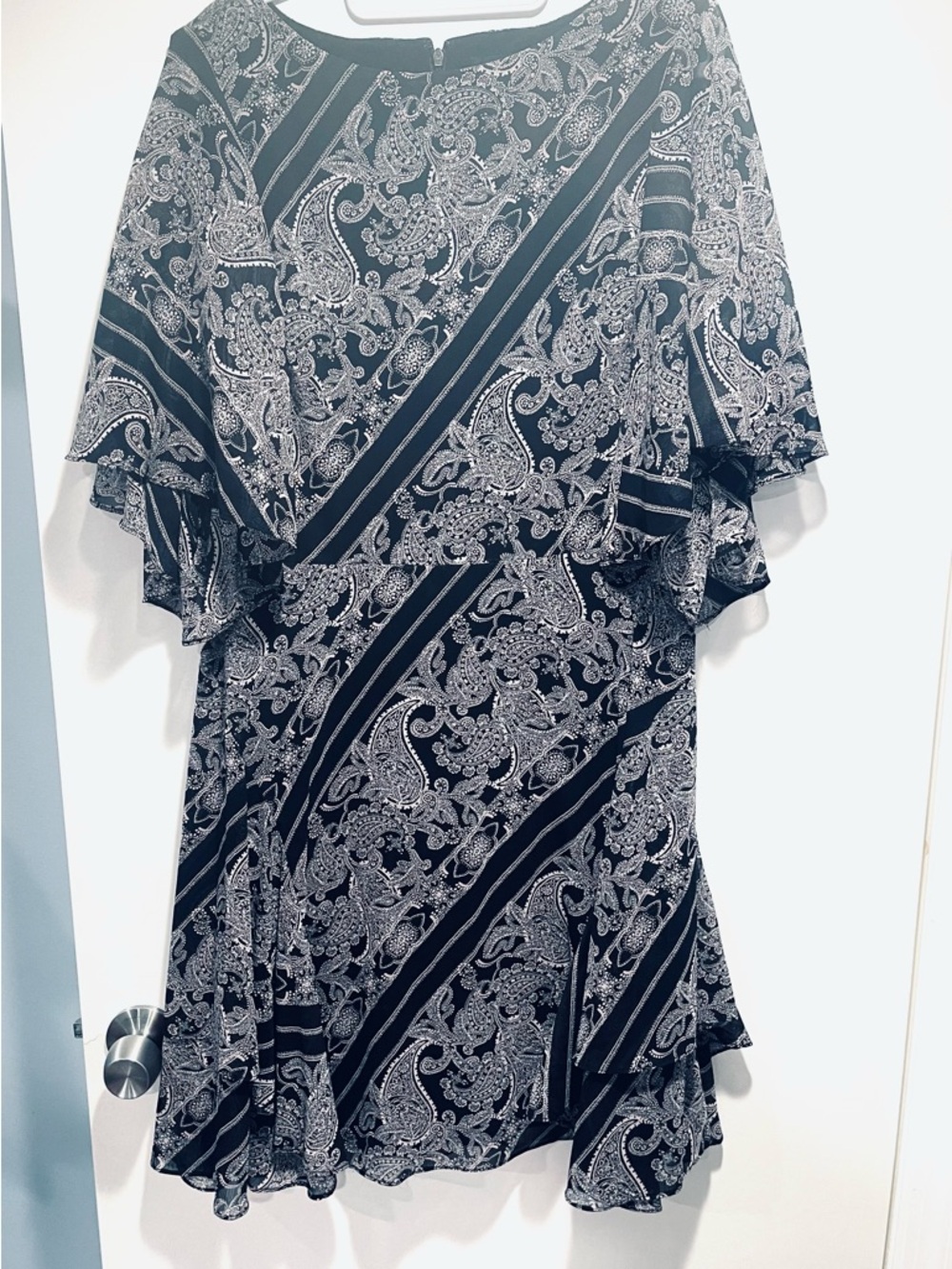 Lauren by  Ralph Lauren Black and White Paisley Midi Dress Size 10